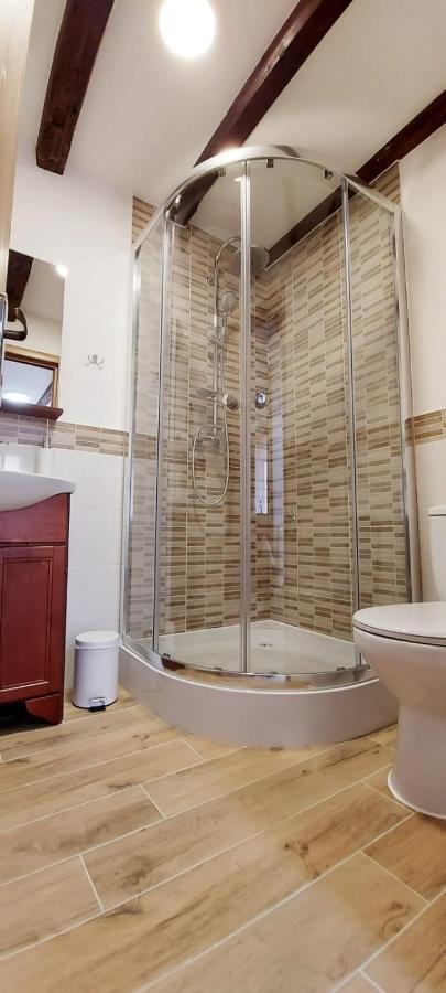 Hotel Lindenhaus à Sibiu Extérieur photo