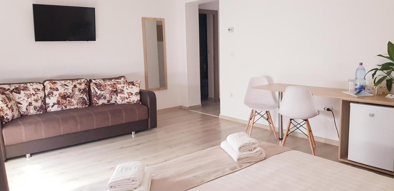 Hotel Lindenhaus à Sibiu Extérieur photo