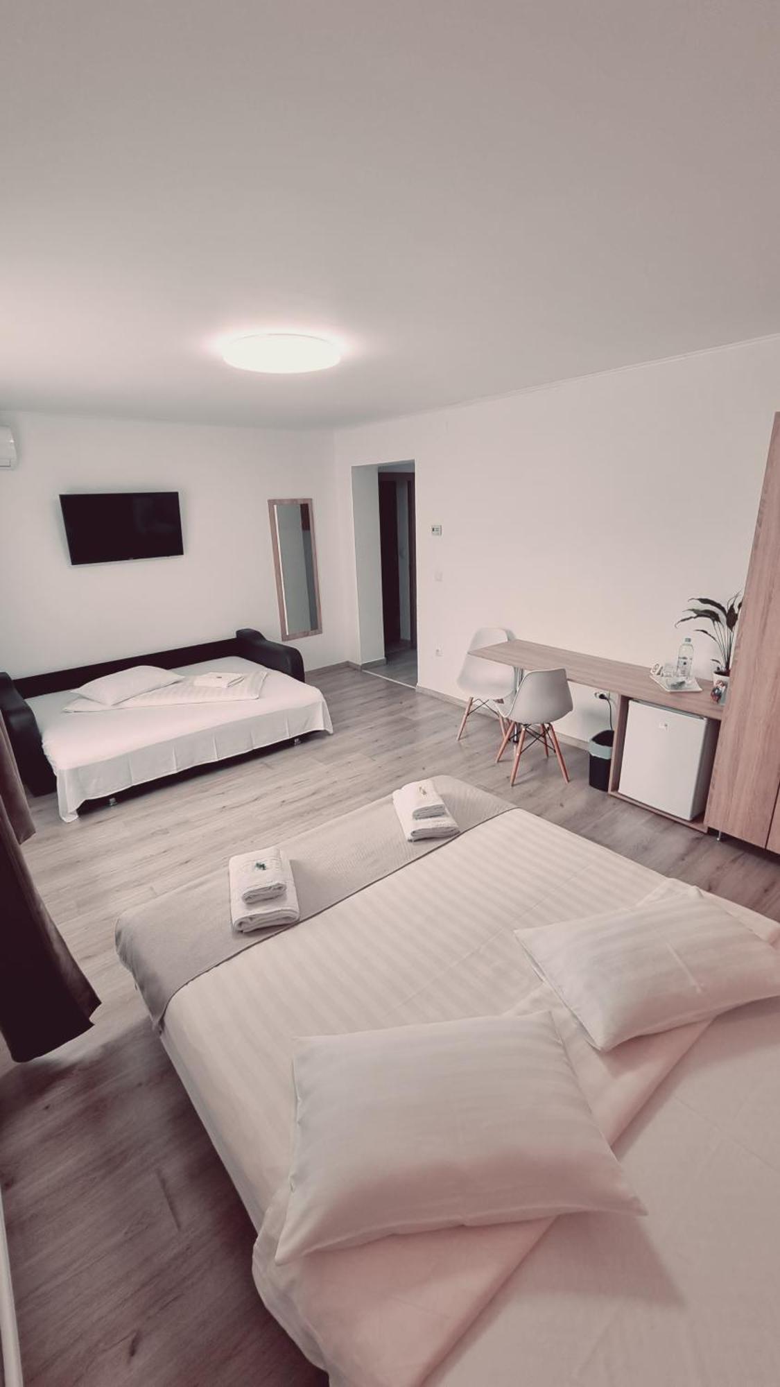Hotel Lindenhaus à Sibiu Chambre photo